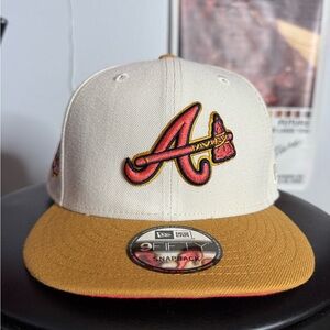 New Era Atlanta Braves Snapback Hat - Cream and Gold 9Fifty